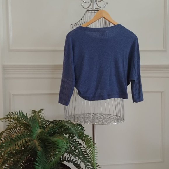 Chandail - Picture 2 of 4